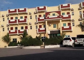 तीस घण्टा लामो घेराबन्दी अन्त्य, चालीसभन्दा बढीको मृत्यु