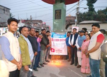 प्रदेश नं-१ को नाम”काेशी प्रदेश” नामांकरण भएकाे अवसरमा दीप प्रज्वलन