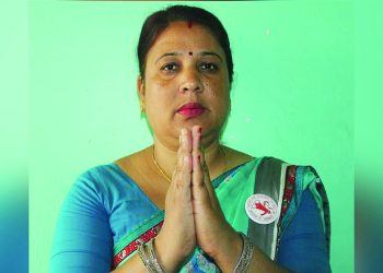 संघीय मामिला तथा सामान्य प्रशासनमन्त्री अनिता देवी साहले मागिन् आइफोन