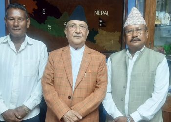 द्वारिकलाल चौधरी एमालेमै कमब्याक !