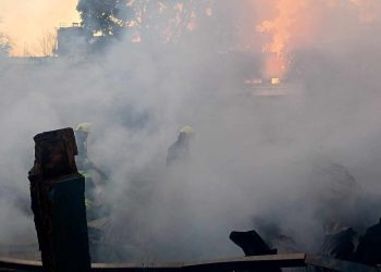 आगलागी हुँदा सुत्केरीसहित परिवारको विचल्ली