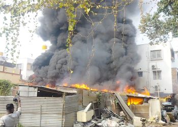 कवाडी गोदाममा आगलागीमा परी दुईजना मृत्यु