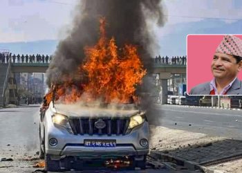 भौतिक पूर्वाधार तथा यातायातमन्त्री प्रकाश ज्वालाको गाडीमा आगजनी