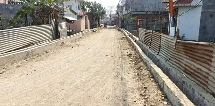 नाला निर्माण र सडकको मर्मत सम्भार भएपछि स्थानीयवासीलाई सहज