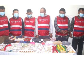 नक्कली सुन बेचेर ठगी गर्ने ६ जनालाई पक्राउ