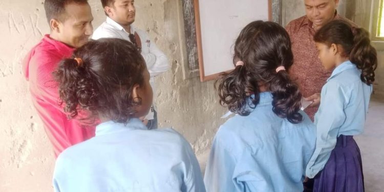 सामुदायिक विद्यालयको छड्के निरीक्षण