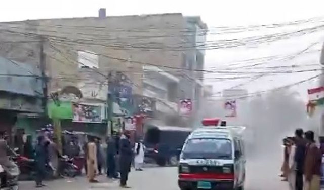 पाकिस्तानमा राजनीतिक र्‍यालीका क्रममा विस्फोट, ५ जनाको मृत्यु