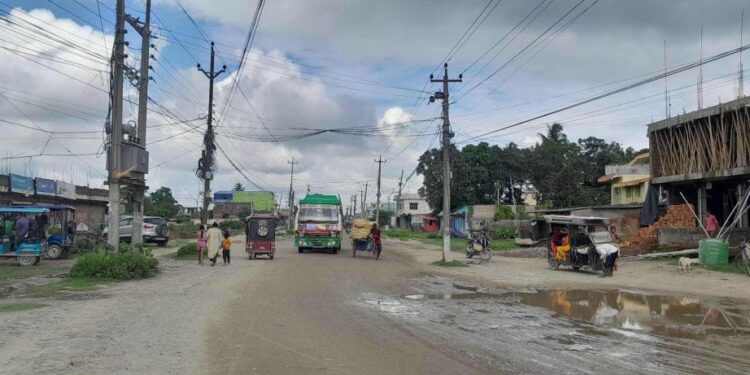 रतुवा—केशलिया सडक निर्माणको ठेक्का तोडियो