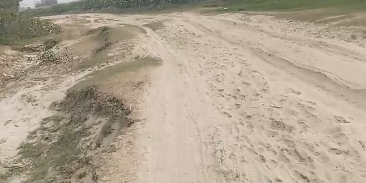 सडक अभावले सिसुवा टोलका स्थानीय समस्यामा, तत्काल मर्मतको माग