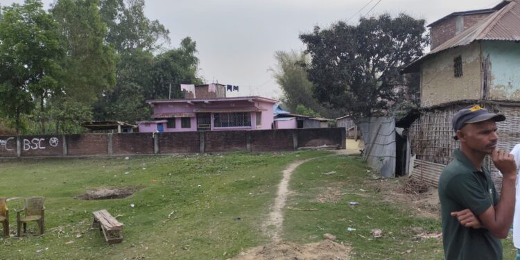 रामनगर भुटाहामा विद्यालयको जग्गामा व्यक्तिलाई बाटो दिने तयारी, पालिका अध्यक्षकै संलग्नता